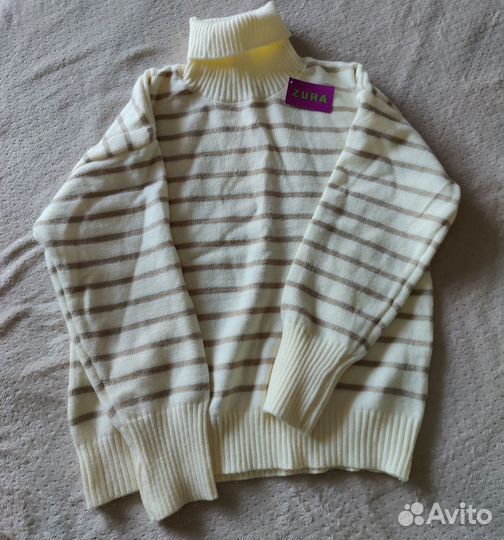 Свитер женский