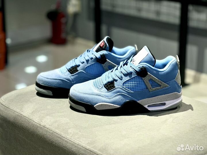 Кроссовки Nike Air Jordan 4