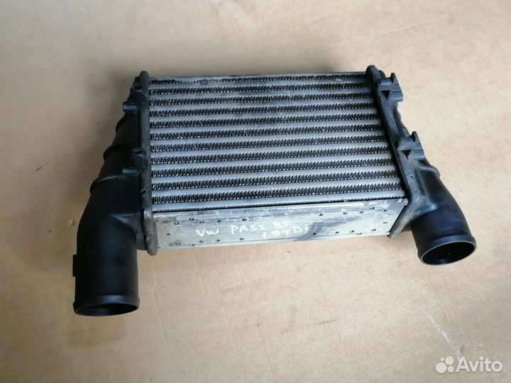 Радиатор интеркулера Audi,VW,1.9TDi,VAG 058145805A