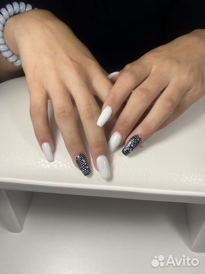 Нужны модели для маникюра