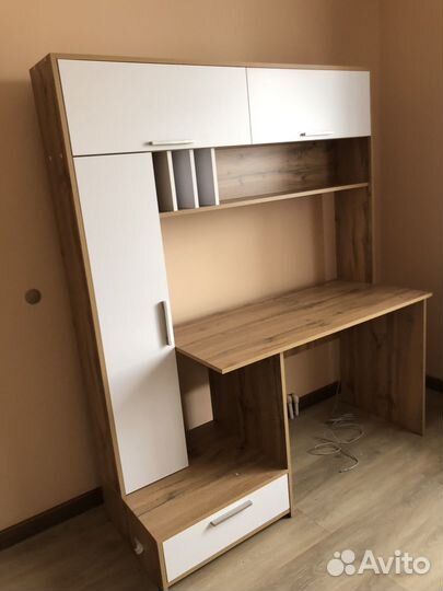 Стол-стенка ученический