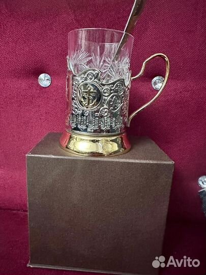 Хрустальный стакан в подстаканнике