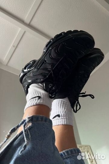 Nike air max tn plus чёрный