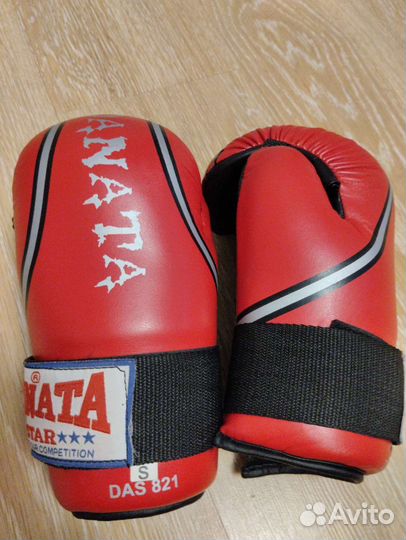 Боксерские перчатки 8 oz