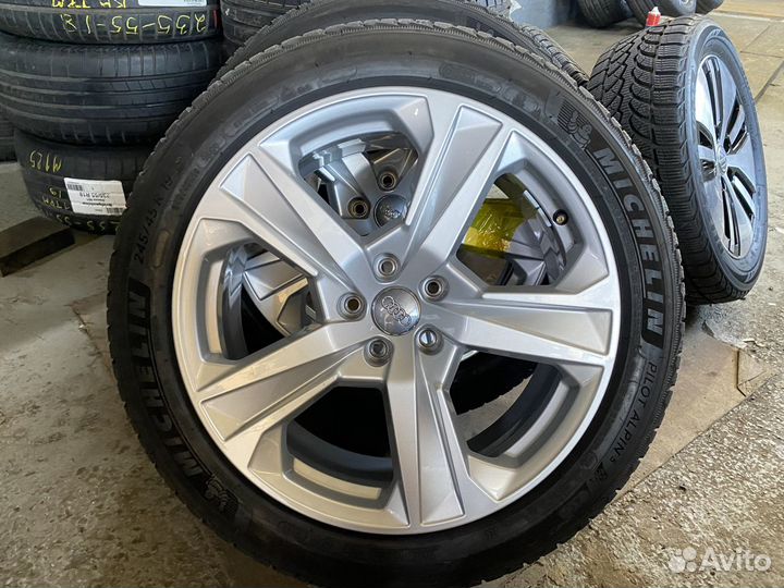 R19 Michelin Alpin 5 245/45, PCD 5x112 DIA 66.6