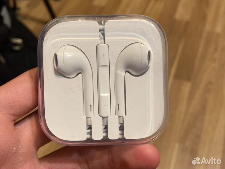 Наушники earpods