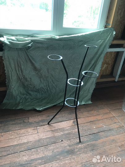 Подставка для цветов