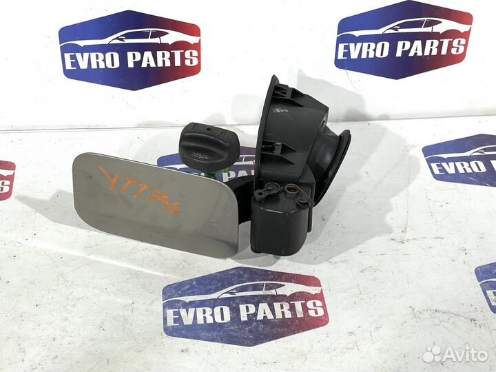 Лючок бензобака на BMW E-60