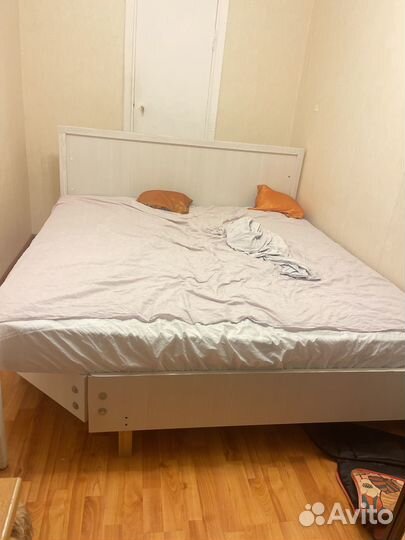 Кровать двухспальная 180 200 бу