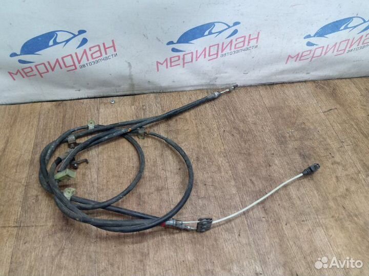 Трос стояночного тормоза Mazda 3 BL 2012