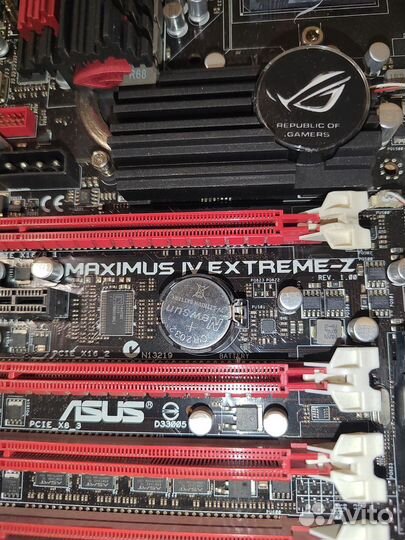 Материнская плата Asus maximus IV extreme Z