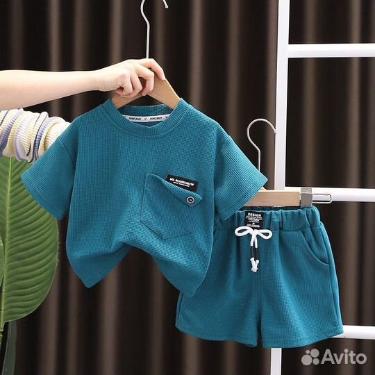 Костюм на лето новый 90, 100