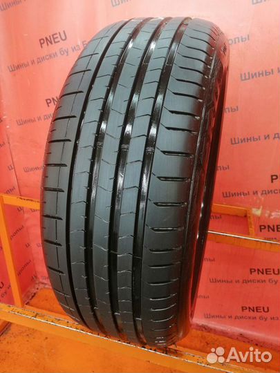 Pirelli P Zero PZ4 235/50 R20 104Y