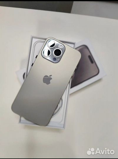 iPhone XR в корпусе 15 Pro