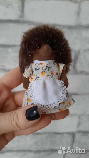 Фигурки sylvanian families ёжики