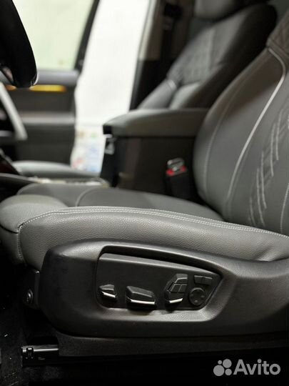 Сиденья Toyota land cruiser prado 150