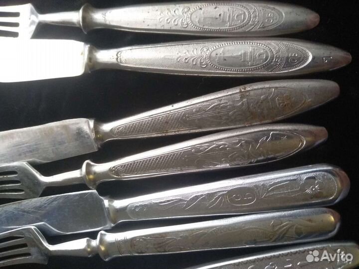 Ножи и вилки столовые
