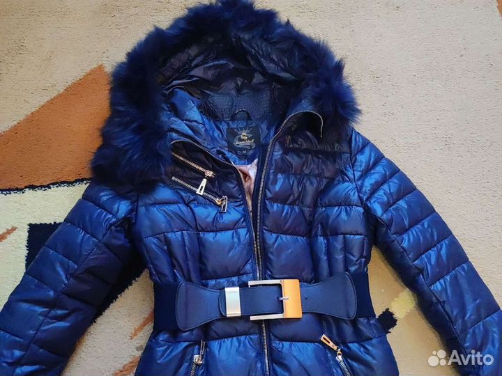 Пуховик женский