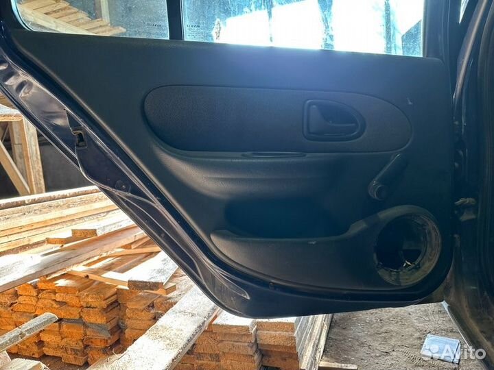 Обшивка двери Renault Clio хетчбек 1.5 DCI K9K