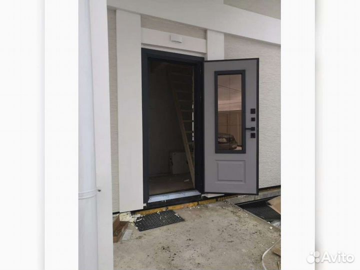 Стальная дверь Терморазрыв 3К Эльбрус с окном и ан