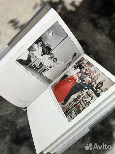 Книга christian dior & MOI