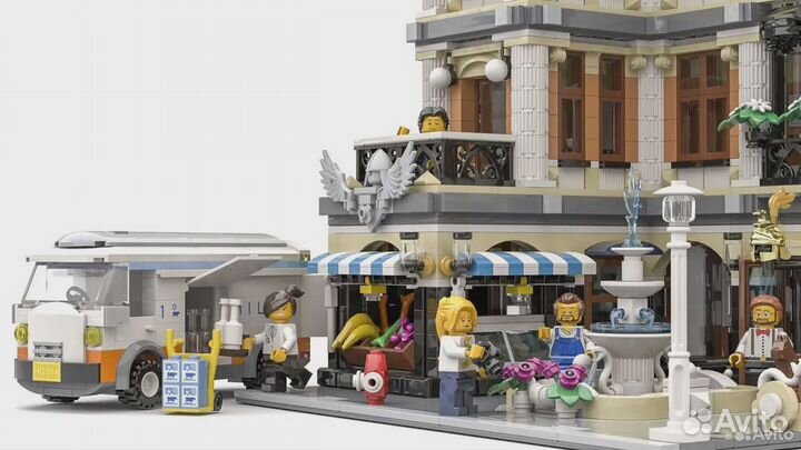 Lego - Creator (Площадь фонтанов)