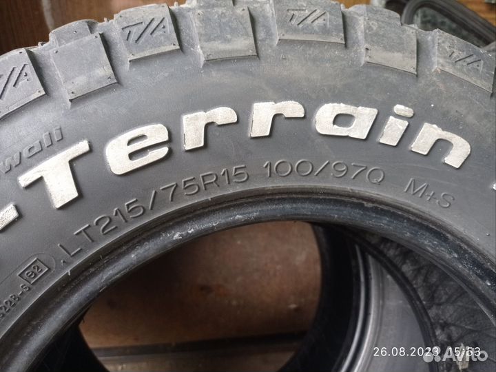Bfgoodrich Mud-Terrain T/A 215/75 R15