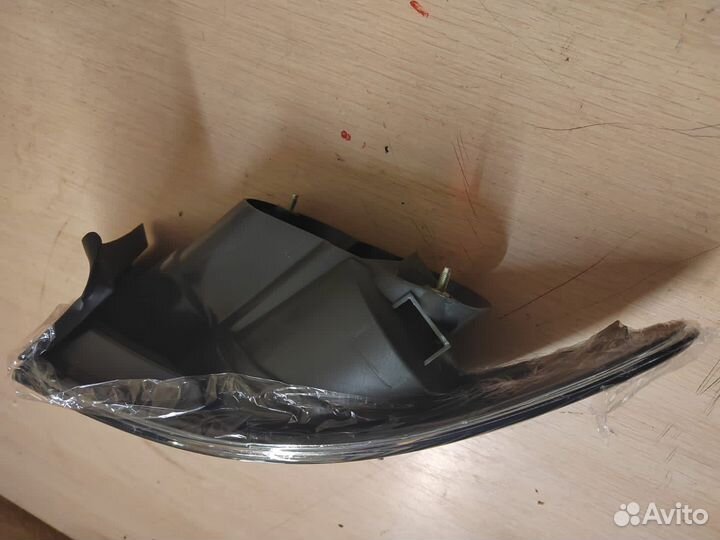 Мазда 6 gg. Фонарь задний правый L R