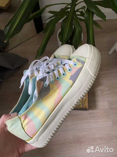 Пакет с вещами для девушки