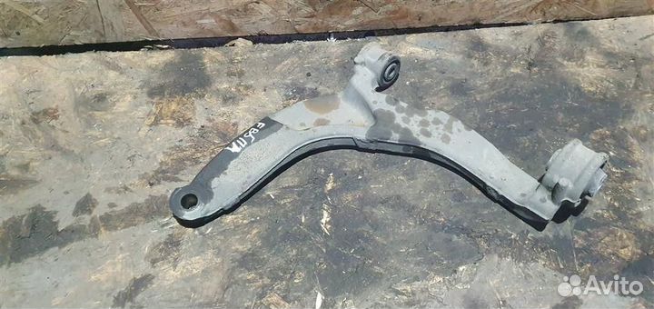 Рычаг передний левый Volkswagen Caravelle 2009-20