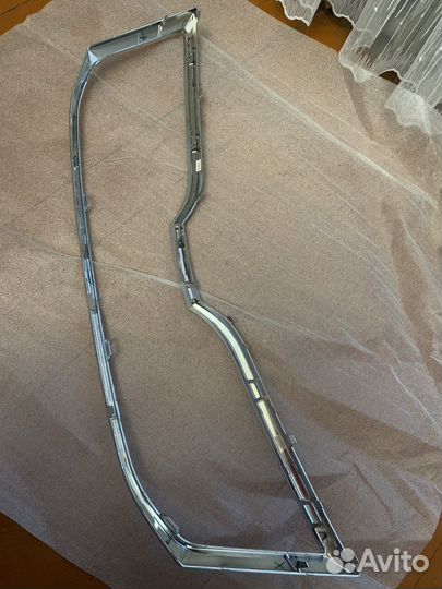 Хромовая накладка на бампер