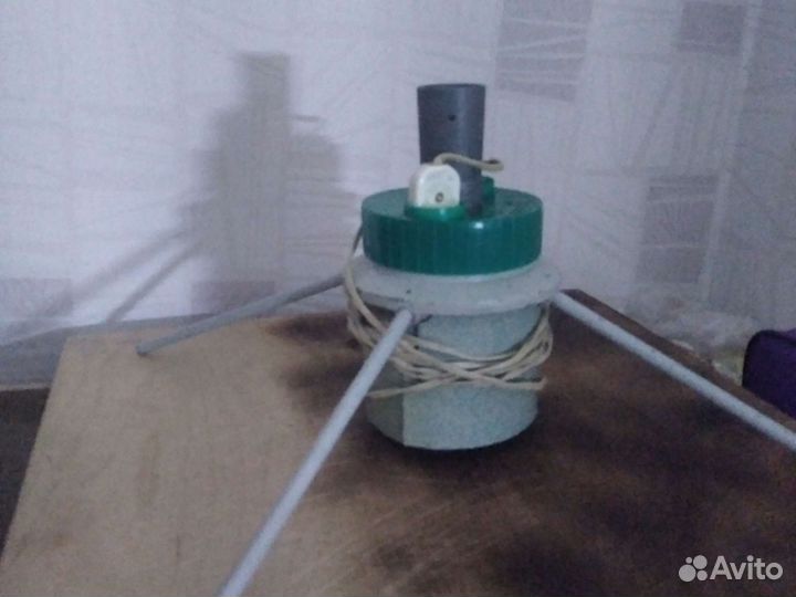 Ёлочная подставка вращающияся