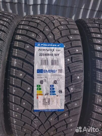 Triangle IcelynX TI501 225/40 R18 92T