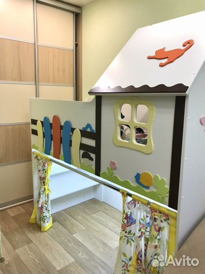 Детская кровать чердак