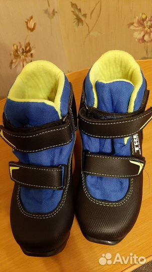 Лыжные ботинки