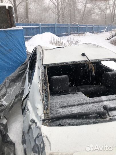 Toyota Allion 1.8 AT, 2002, битый, 235 000 км