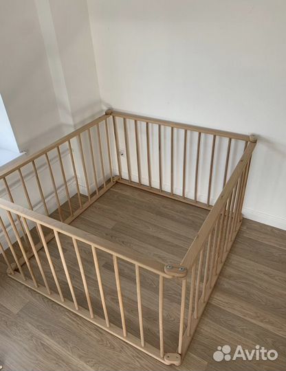 Детский деревянный манеж