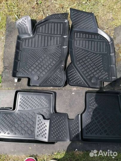 Автомобильные коврики