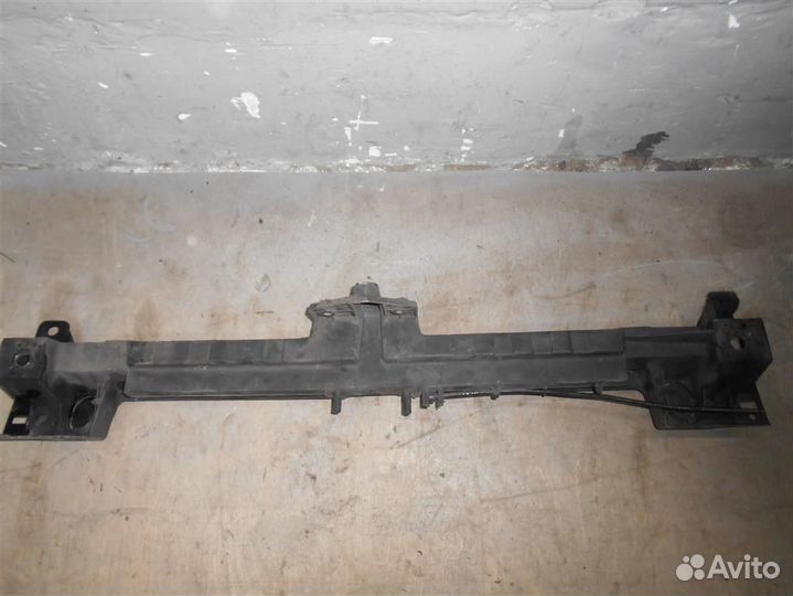 Панель передняя телевизор от Peugeot Partner 2012