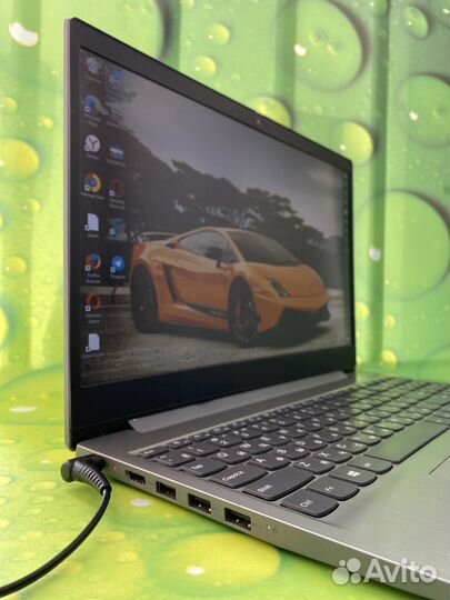Ноутбук Lenovo на Core i3