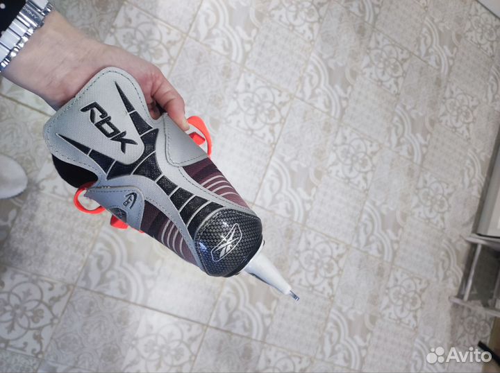 Коньки reebok 26-28