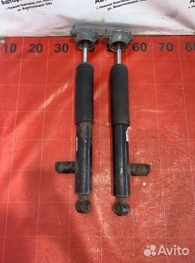 Амортизатор задний Mercedes-Benz C-Class W204