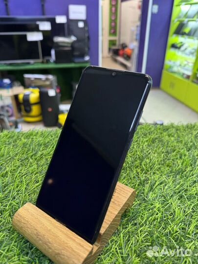 HUAWEI Y6 (2019), 2/32 ГБ