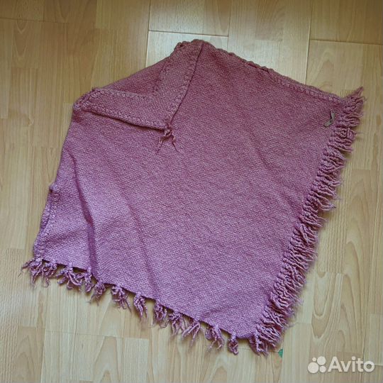 Пончо из шерсти