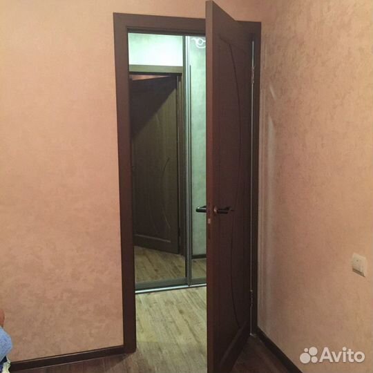 Двери входные и межкомнатные. Доставка и установка