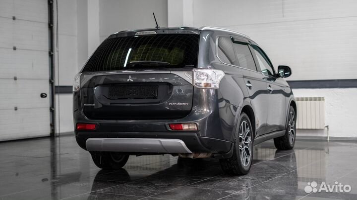 Mitsubishi Outlander 3.0 AT, 2014, 126 000 км