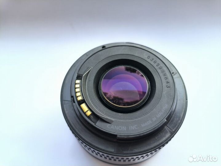 Объектив Canon EF 50mm f/1.8 II