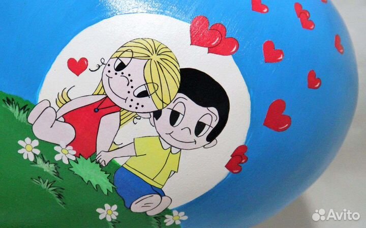 Упаковка для подарка Love is