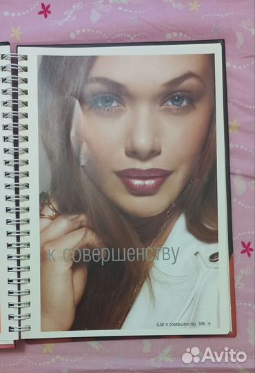 Книга Mary Kay симфония цвета