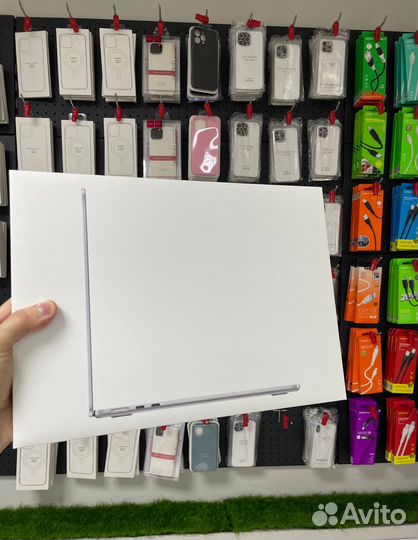 Macbook AIR M2 8/256 GB